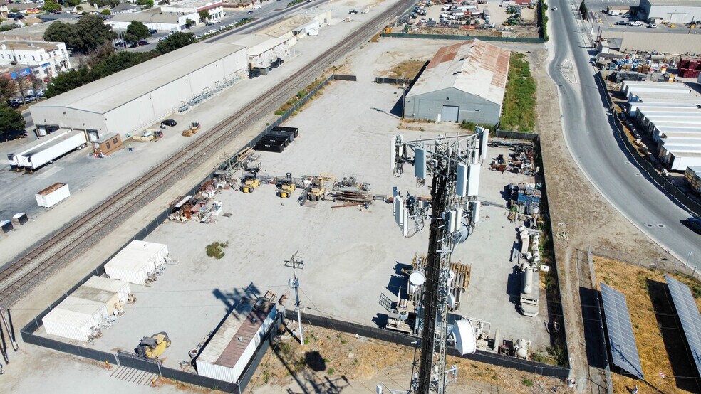 More Photos Of 108 Alpine Dr, Gonzales Warehouse For Sale