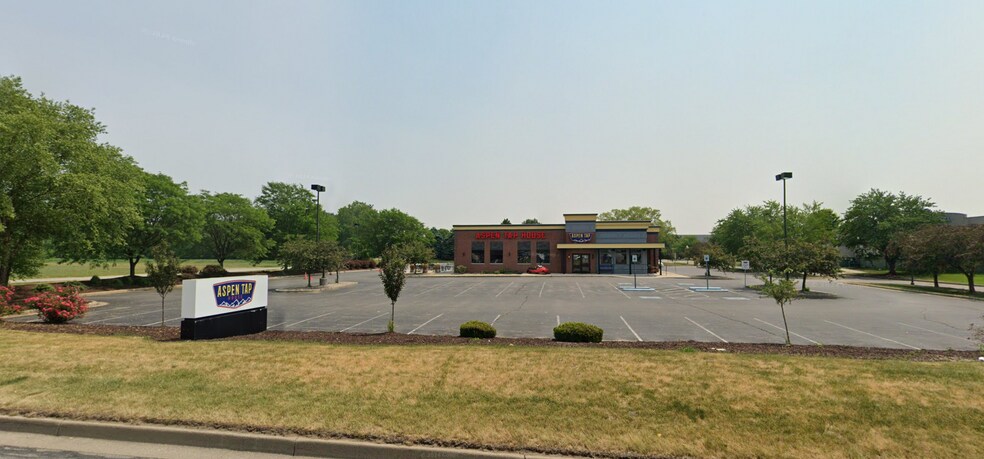 More Photos Of 4340 Main St, Mishawaka Restaurant For Sale