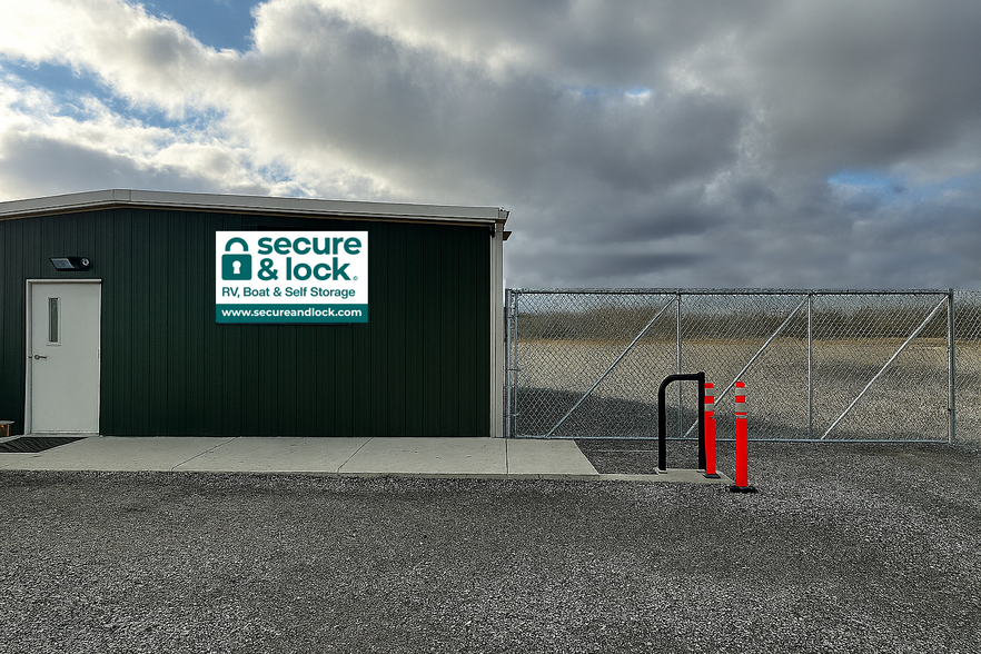 More Photos Of 147 N Pricetown Rd, Diamond Self Storage For Sale