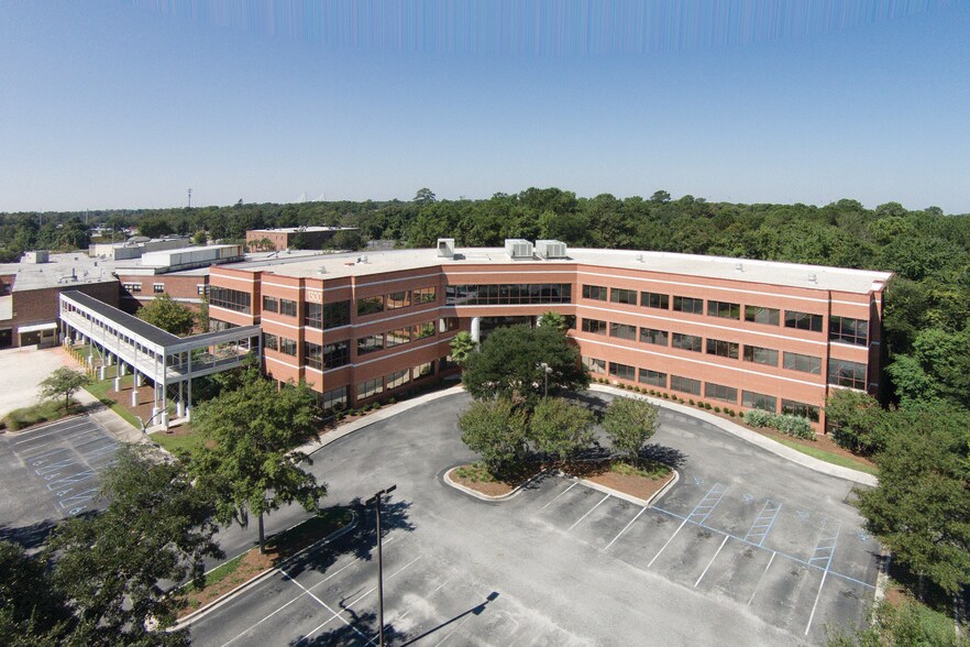 More Photos Of 1300 Hospital Dr, Mount Pleasant Medical For Lease