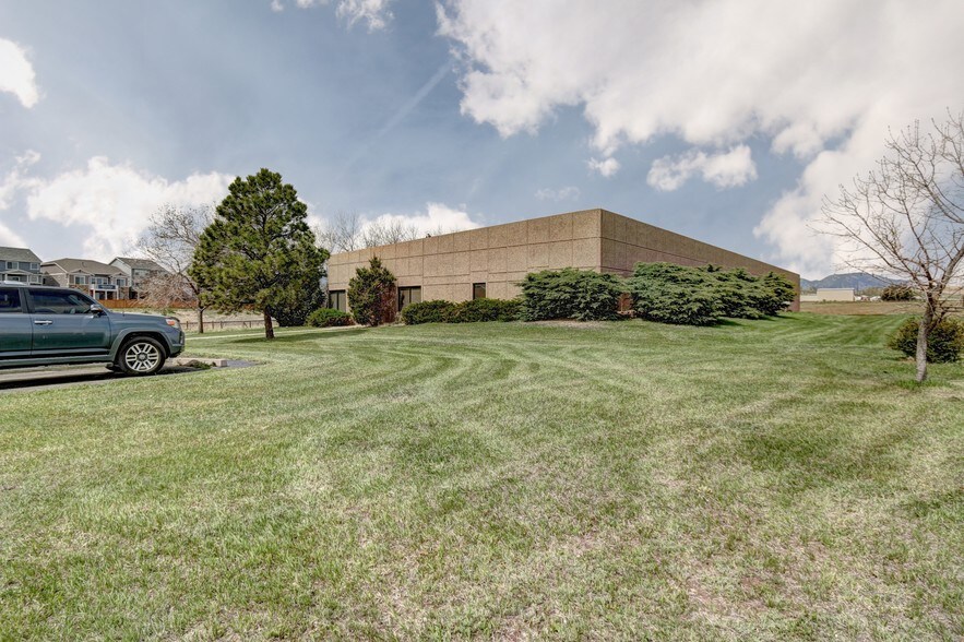 More Photos Of 16800 Highway 72, Arvada Flex For Lease