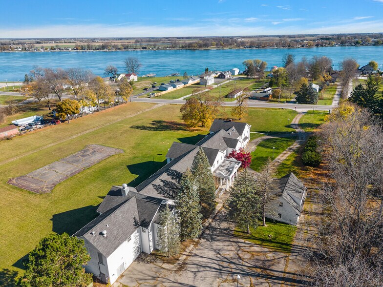 More Photos Of 9334 North River Rd, Algonac Congregate Senior Housing For Sale