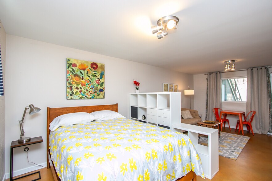 More Photos Of 821 N 3rd St, Phoenix Apartments For Sale