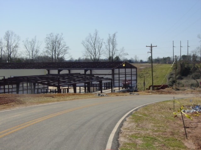 More Photos Of 230 Industrial Park Rd, Baldwin Warehouse For Lease