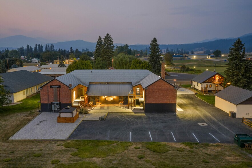 More Photos Of 508 E Main Ave, Chewelah Office For Sale