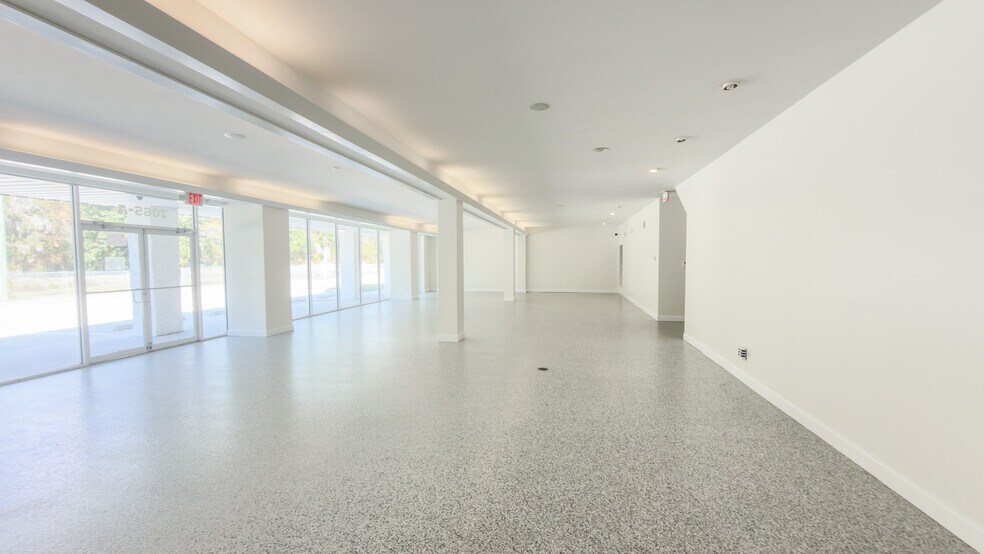 More Photos Of 7065 NW 22nd St, Gainesville Warehouse For Lease