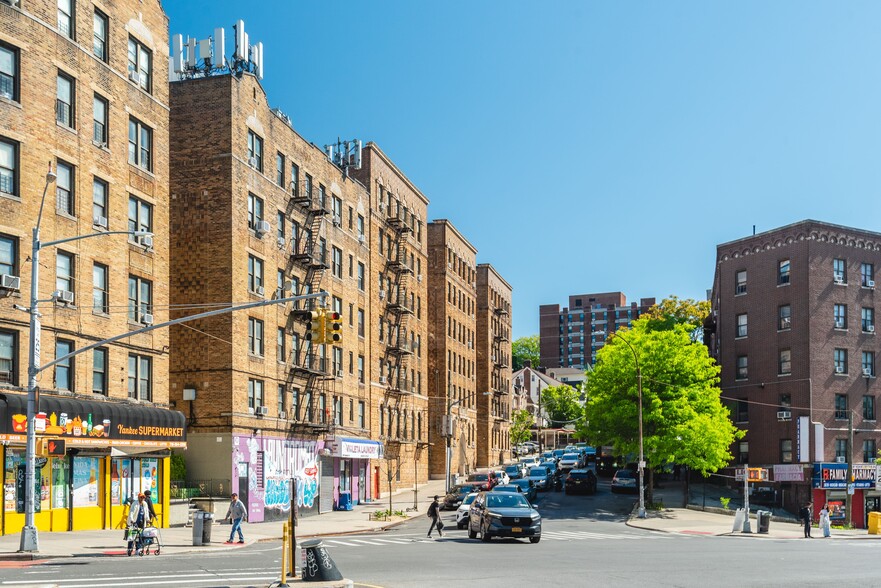 More Photos Of 2300 Sedgwick Ave, Bronx Apartments For Sale