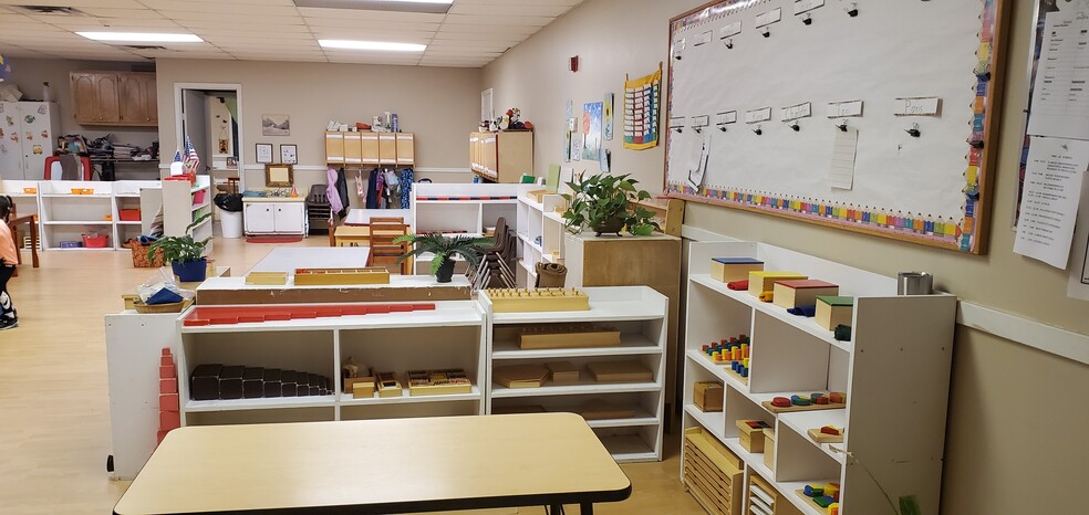 More Photos Of 3001 Johnson Ferry Rd, Marietta Daycare Center For Lease