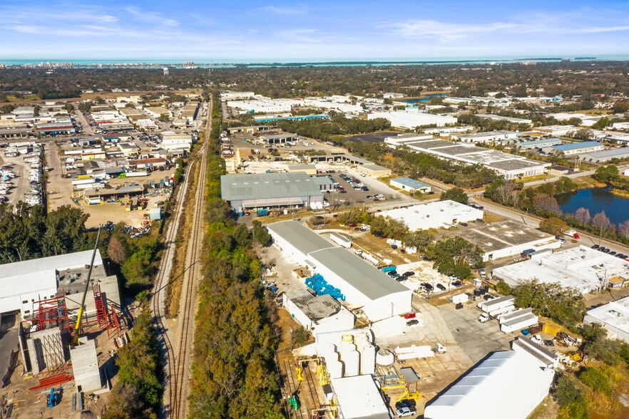 More Photos Of 1555 Sunshine Dr, Clearwater Warehouse For Sale