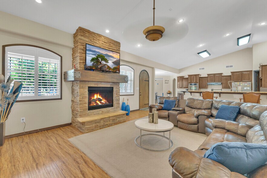 More Photos Of 636 Keagle Rd, Socorro Specialty For Sale