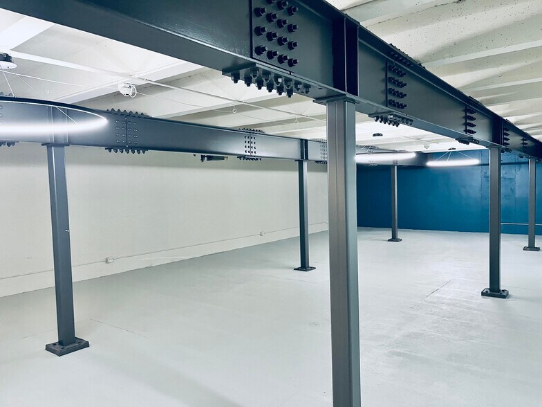 More Photos Of 5100 Main St, Downers Grove Medical For Lease