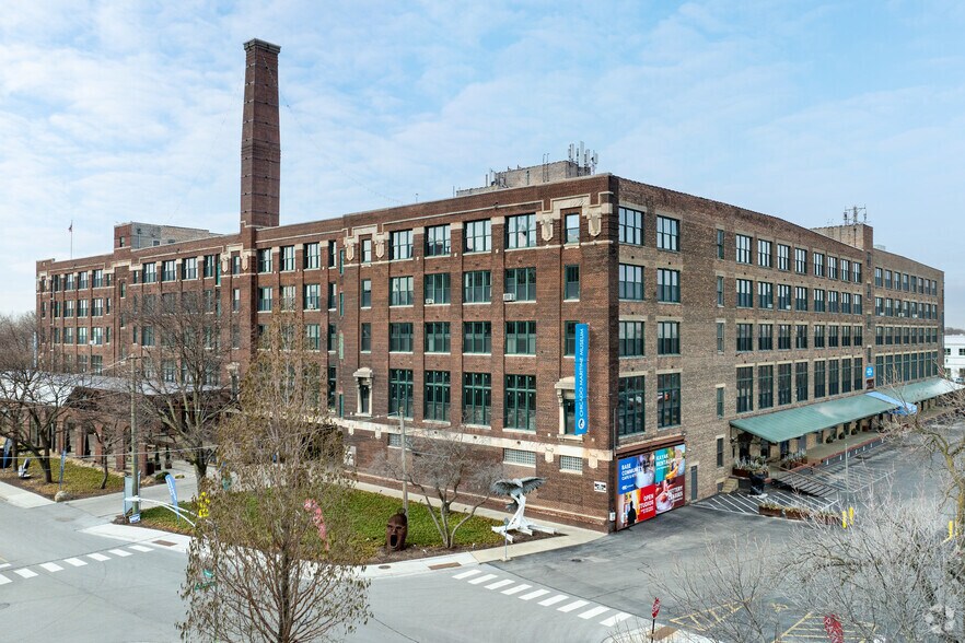 More Photos Of 1200 W 35th St, Chicago Office For Sale