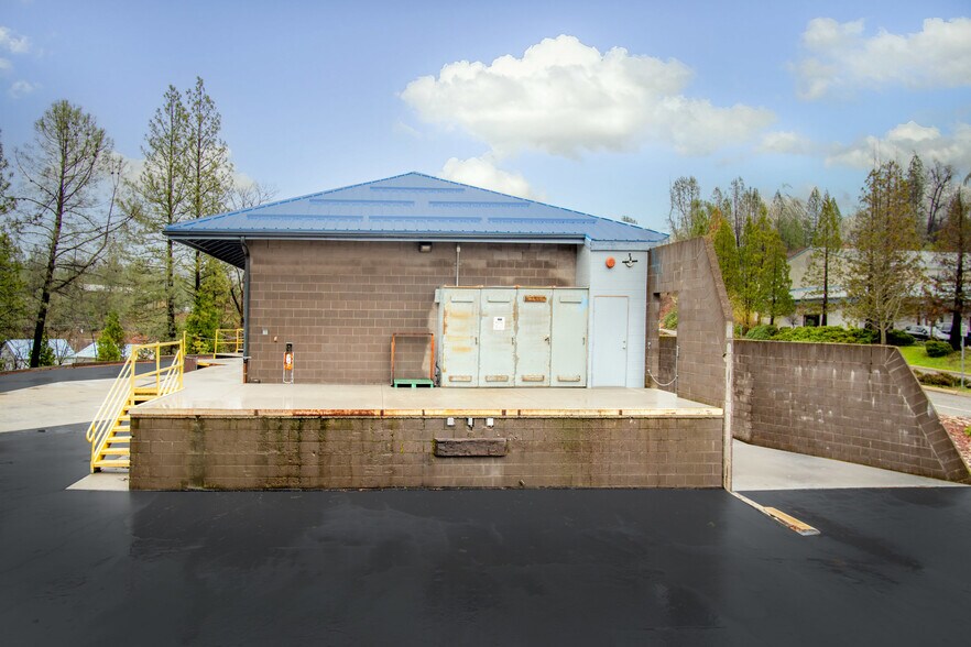 More Photos Of 810 Whispering Pines Ln, Grass Valley Refrigeration Cold Storage For Sale