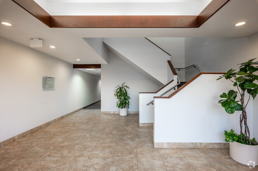 More Photos Of 42 Corporate Park, Irvine Office For Lease