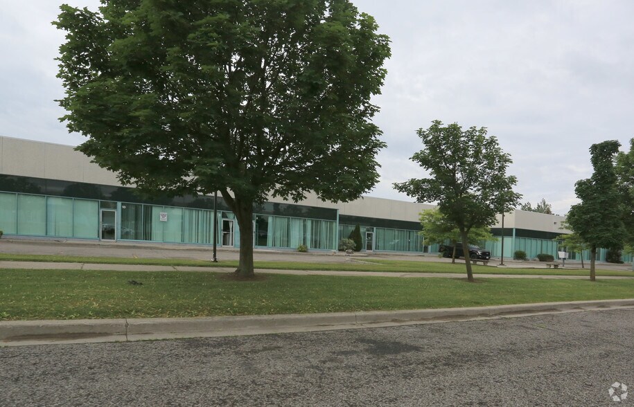 More Photos Of 1 Select Ave, Toronto Warehouse For Lease