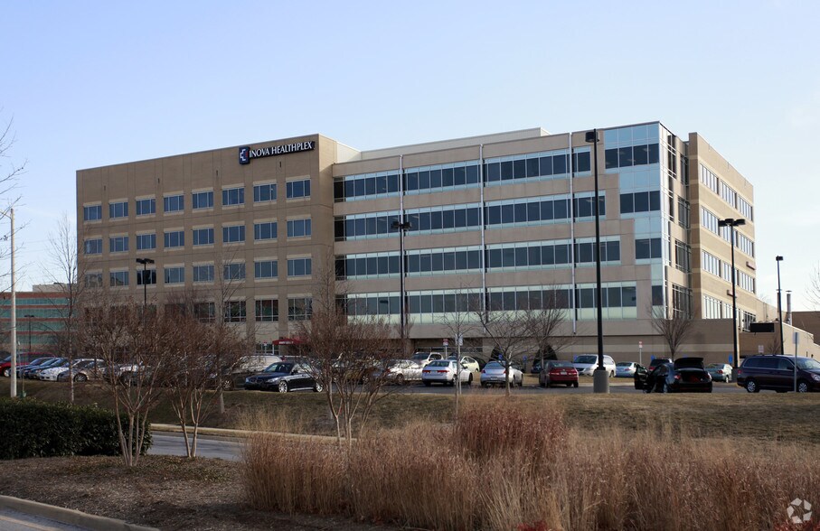More Photos Of 6355 Walker Ln, Alexandria Medical For Lease