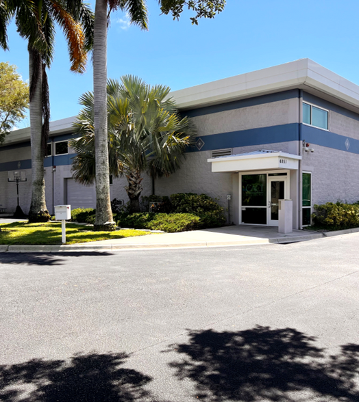 Primary Photo Of 6851 Professional Pky W, Sarasota Research And Development For Lease