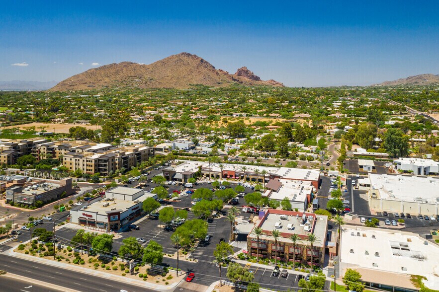 More Photos Of 6200-6208 N Scottsdale Rd, Scottsdale General Retail For Lease