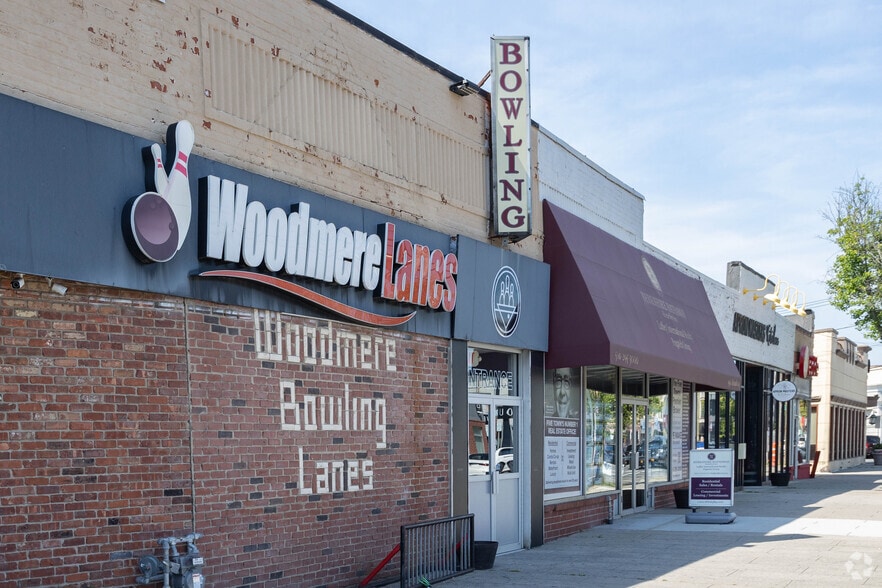 More Photos Of 948-958 Broadway, Woodmere Storefront For Sale