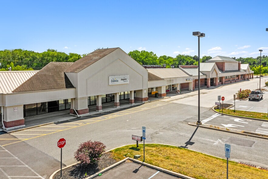 More Photos Of 15 Cornwell Dr, Bridgeton Unknown For Lease