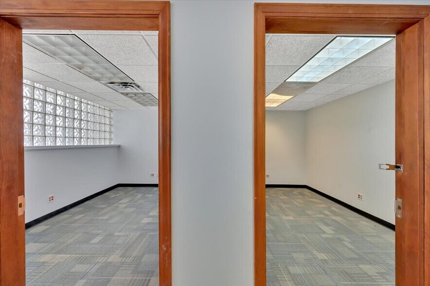 More Photos Of 8837 Lyndon St, Detroit Warehouse For Sale