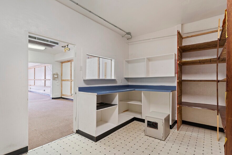 More Photos Of 210 24th St, Ogden Storefront For Sale