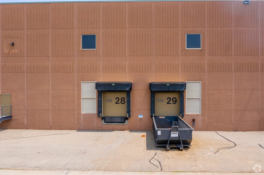 More Photos Of 20015 Diamond Lake Rd S, Rogers Distribution For Lease