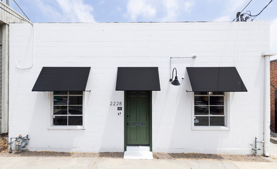 More Photos Of 2228 Barry Ave, Los Angeles Warehouse For Lease