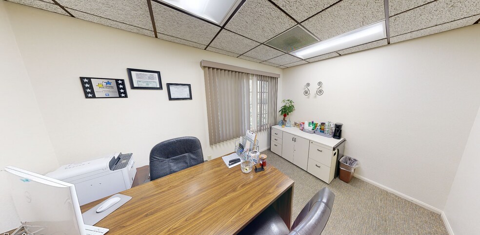 More Photos Of 122 Civic Center Dr, Vista Office For Sale