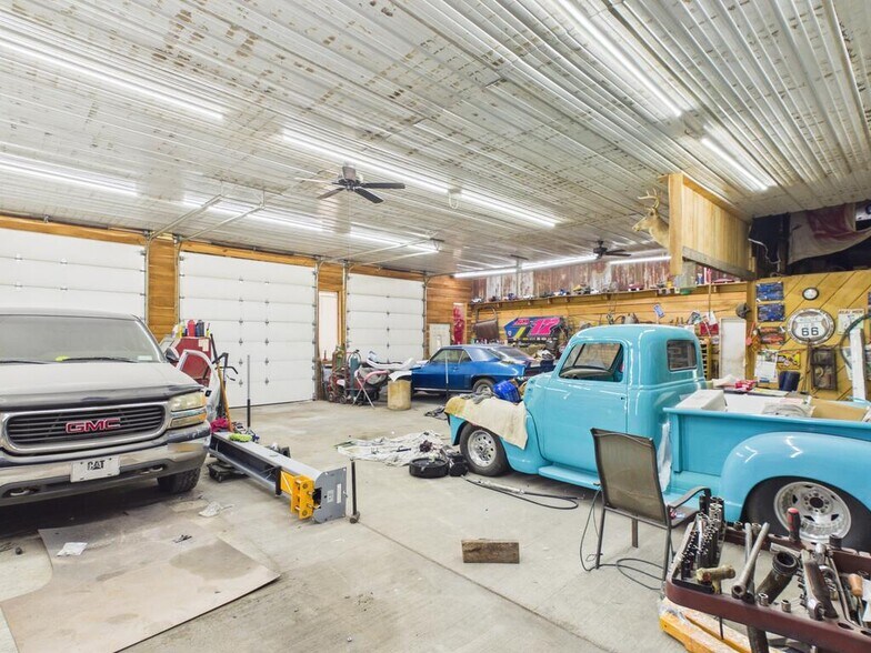 More Photos Of 8031 Ky Route 122, Minnie Warehouse For Sale