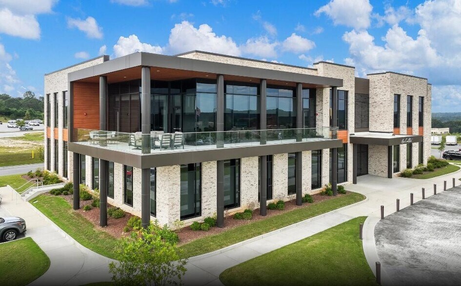 More Photos Of 100 Highpoint Park Way, Braselton Office For Lease