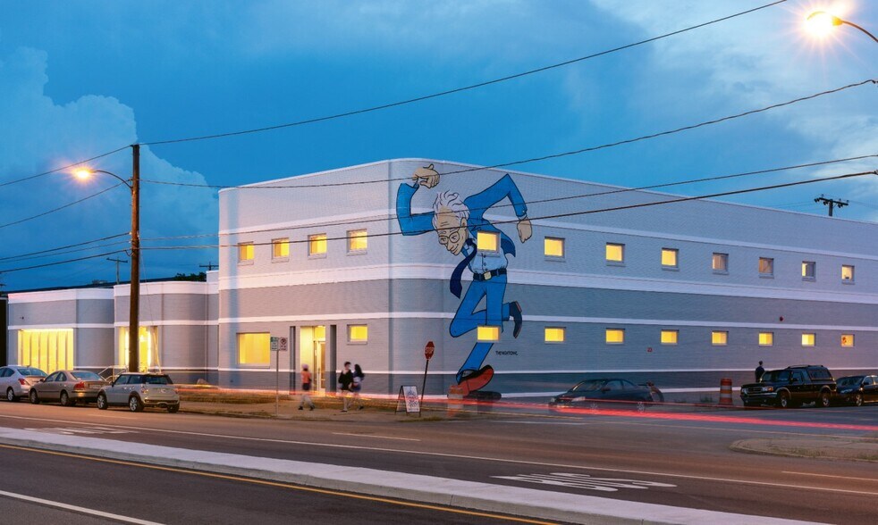 Primary Photo Of 3300-3304 W Broad St, Richmond Loft Creative Space For Sale