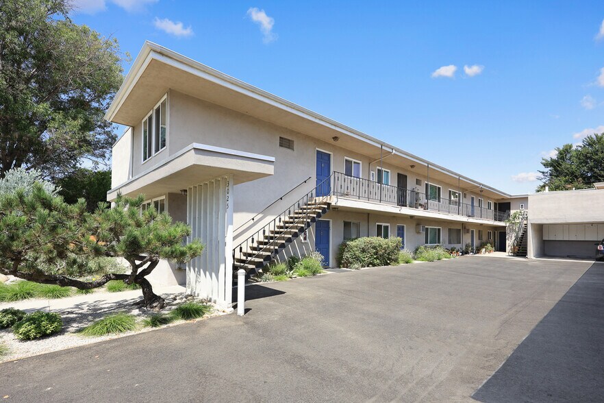 More Photos Of 3025 Glenhurst Ave, Los Angeles Apartments For Sale