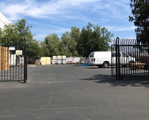 More Photos Of 1190 N Del Rio Pl, Ontario Warehouse For Sale
