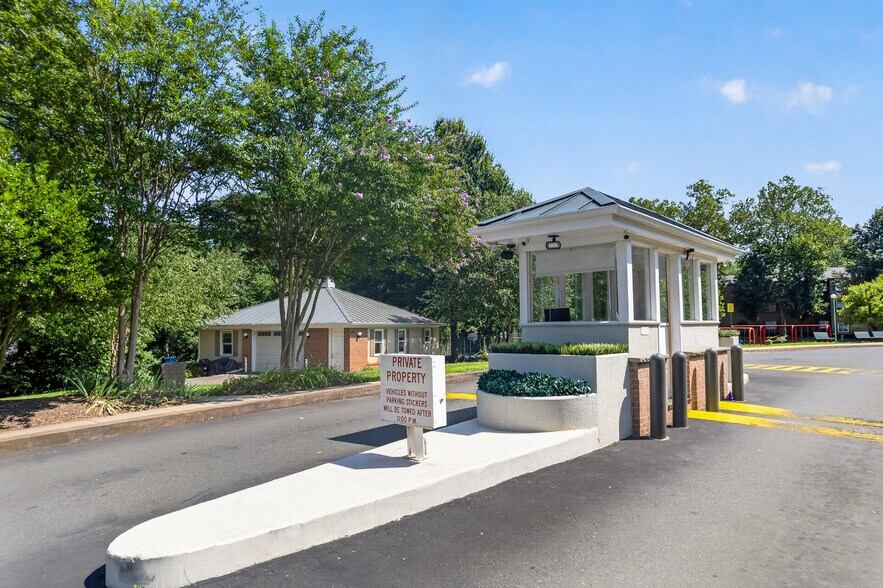 More Photos Of 7500 Prince Cole Ct, Manassas Apartments For Sale