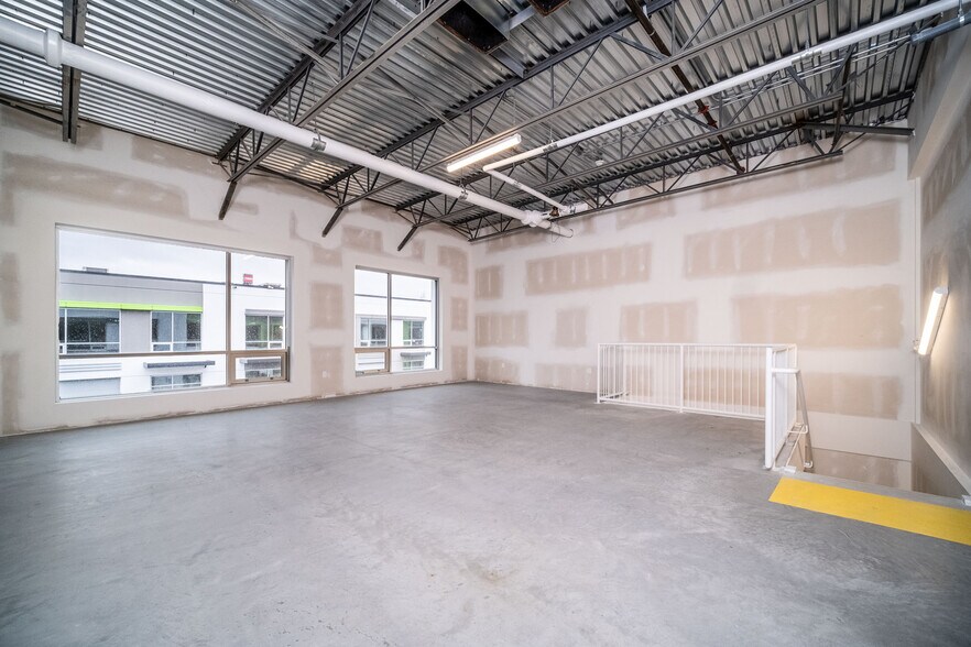 More Photos Of 951 E Kent Av N, Vancouver Warehouse For Sale