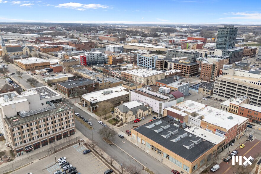 More Photos Of 61 Sheldon Blvd SE, Grand Rapids Office For Sale