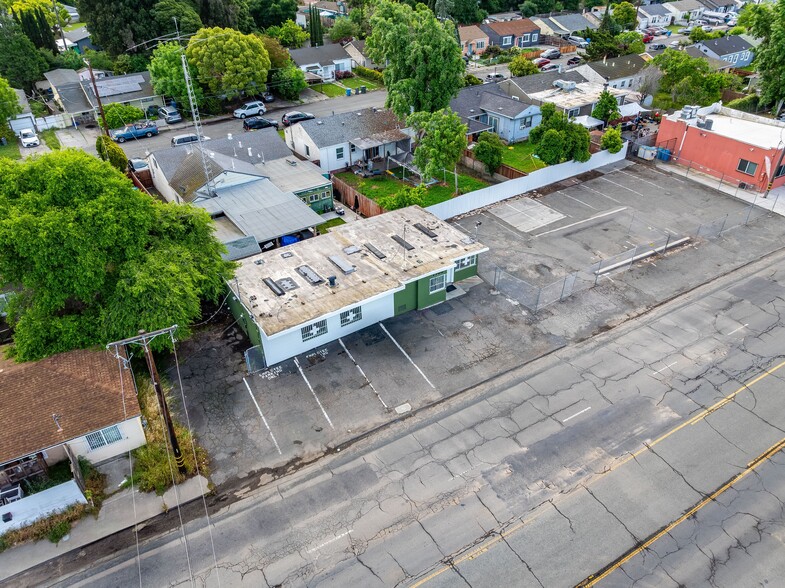 Primary Photo Of 1966 Broadway St, Vallejo Storefront For Sale