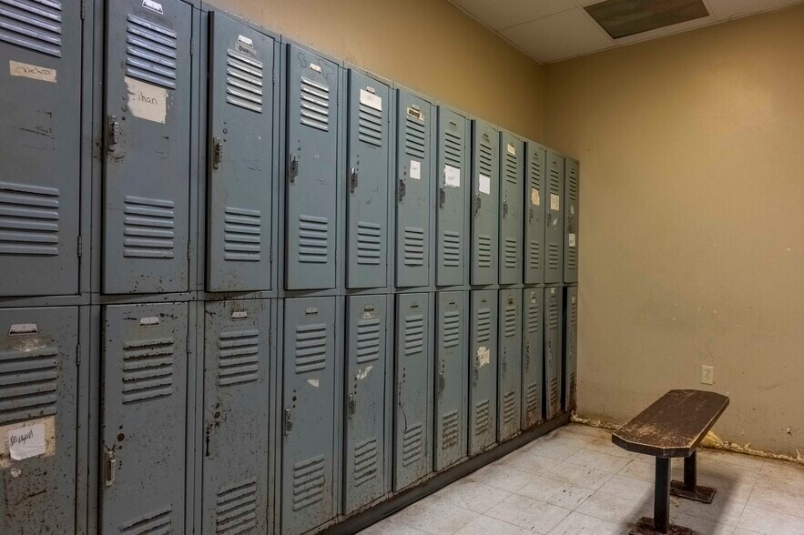 More Photos Of 1 Rooster Way, Barry Industrial For Sale