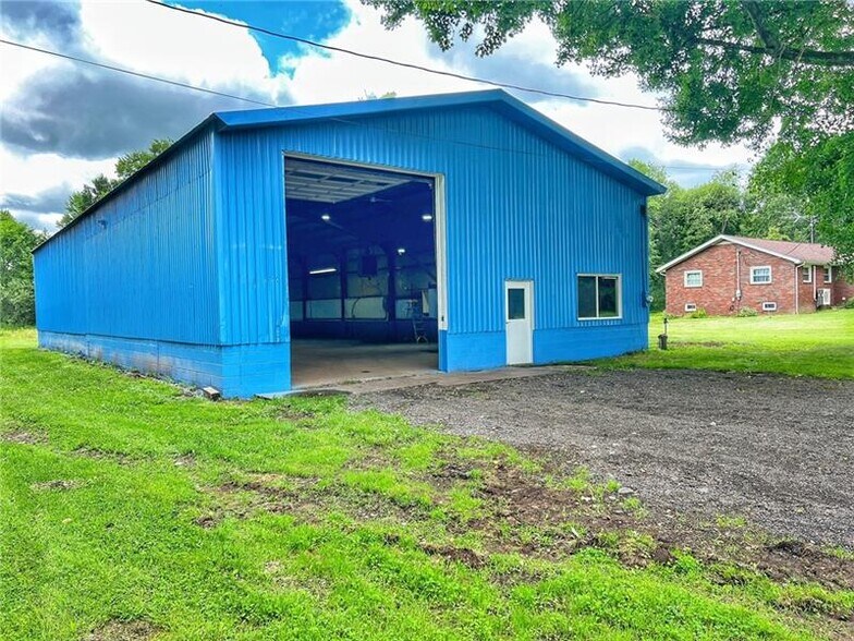 More Photos Of 14 Steingrabe Rd, New Wilmington Industrial For Sale