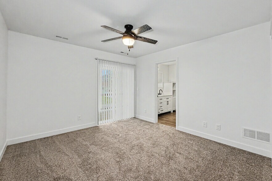 More Photos Of 2103 Willis Ave, Perry Multifamily For Sale