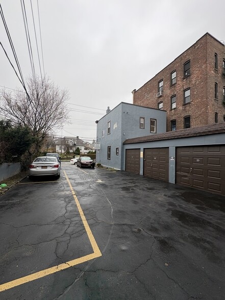 More Photos Of 536-542 N High St, Mount Vernon Apartments For Sale