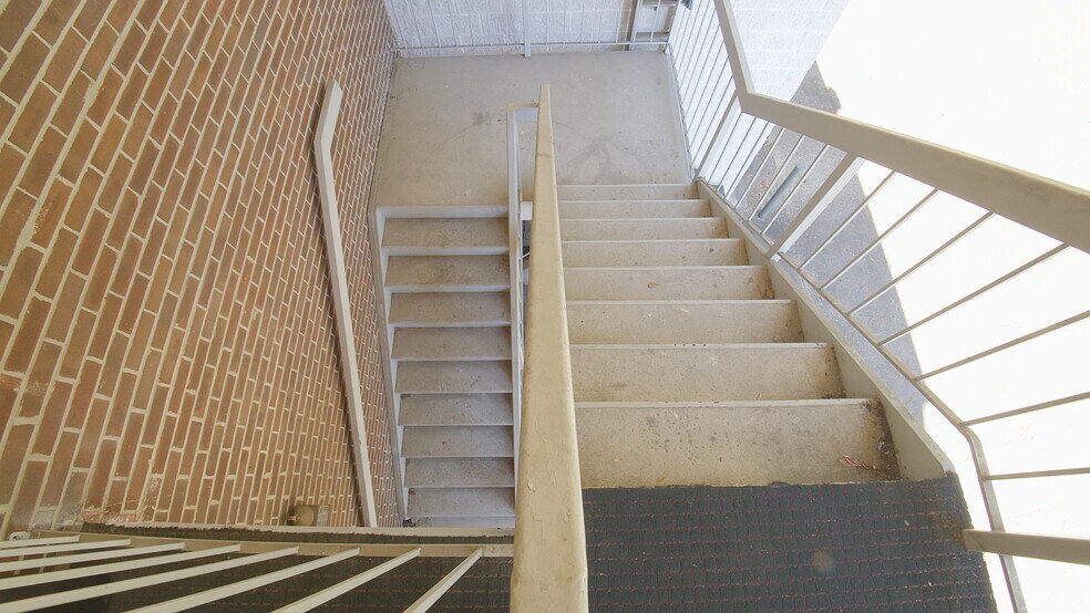 More Photos Of 3299 Northcrest Rd, Atlanta Office For Sale