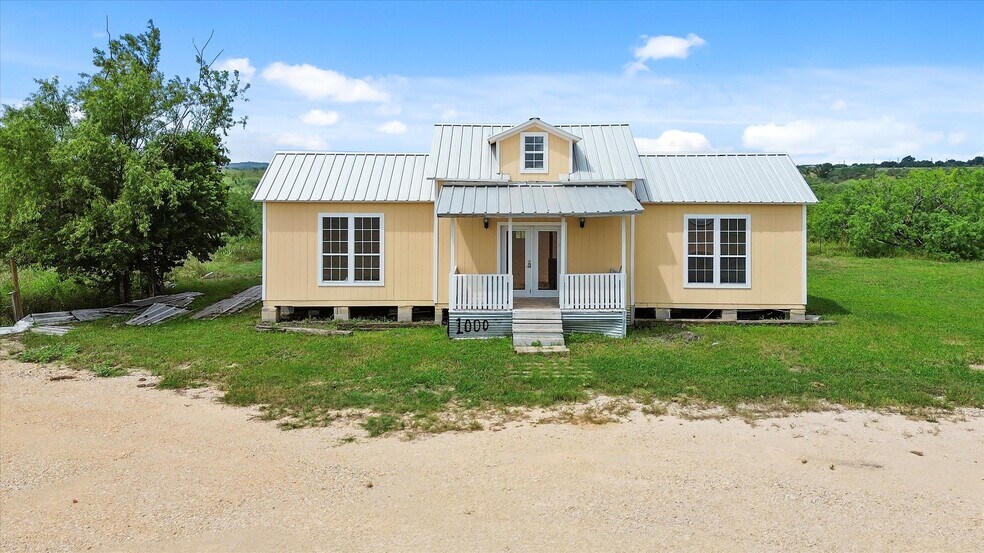 More Photos Of 1000 Rohde Rd, Kyle Service For Lease