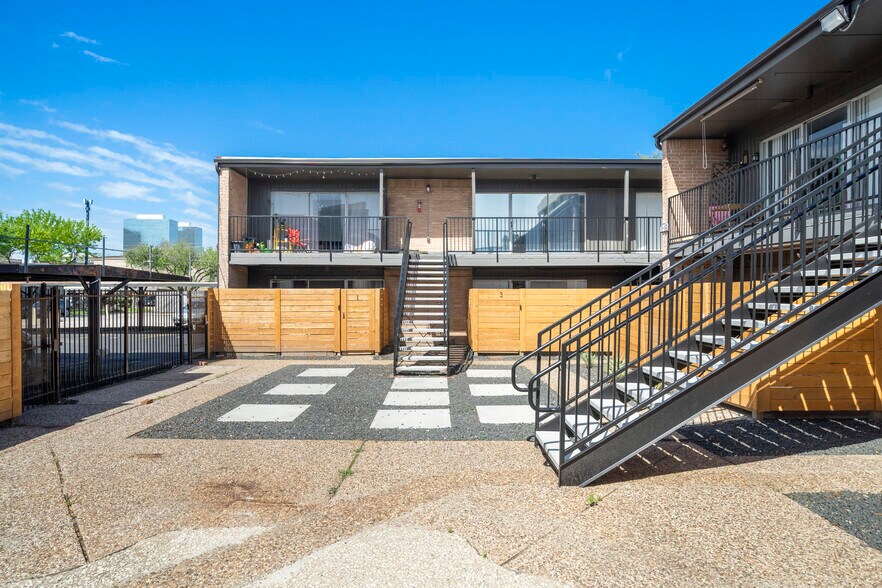 More Photos Of 3262 Branard St, Houston Apartments For Sale