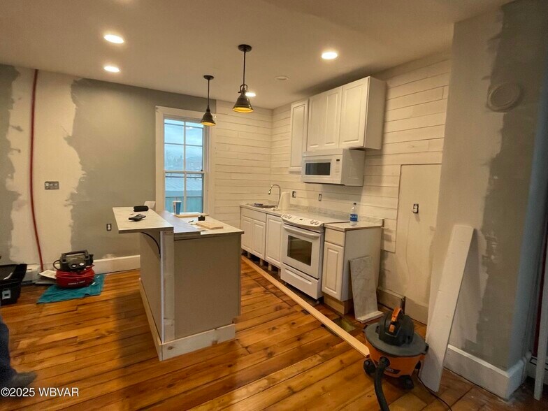 More Photos Of 22 N Washington St, Muncy Apartments For Sale