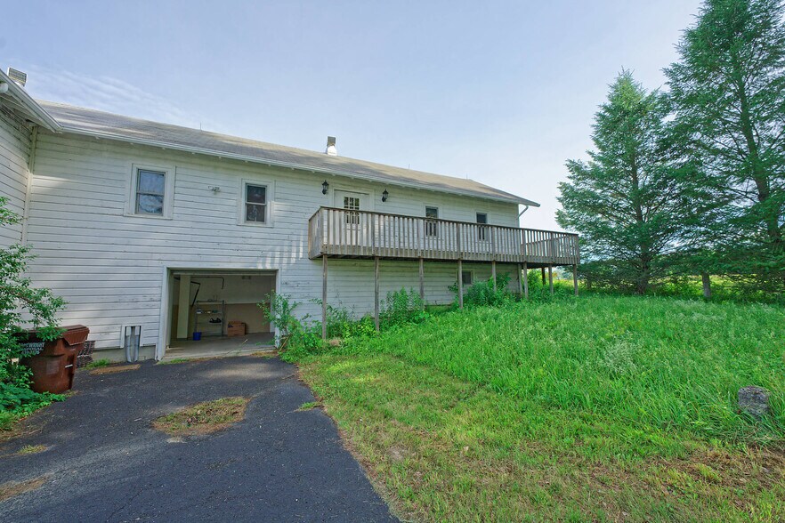 More Photos Of 111 Picard Rd, Voorheesville Restaurant For Lease