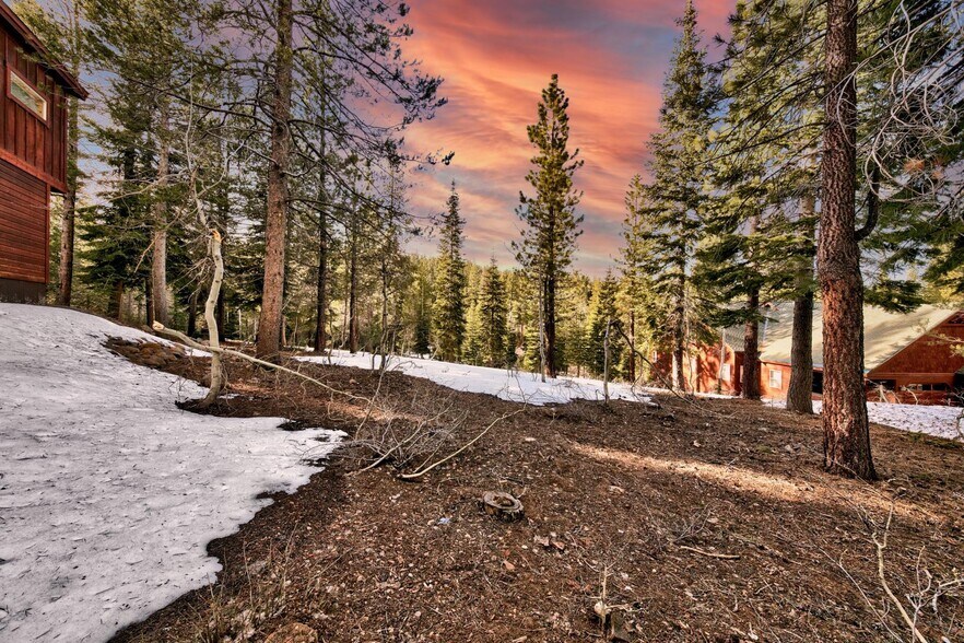 More Photos Of 12800 Zurich Plz, Truckee Land For Sale