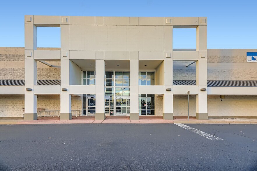 More Photos Of 6805-7355 W 88th Ave, Westminster Unknown For Lease