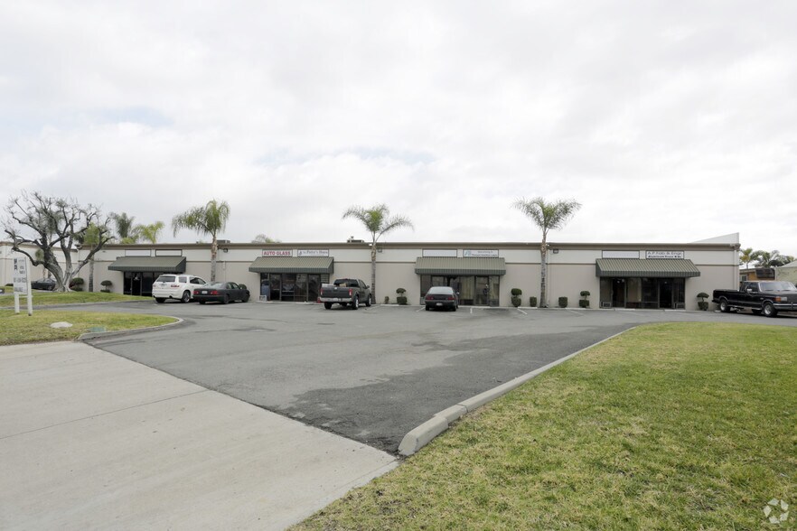Primary Photo Of 930 S Placentia Ave, Placentia Warehouse For Lease